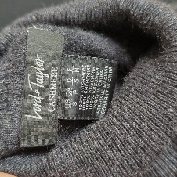 Lord & Taylor 100% Cashmere Red Gray Classic Turtleneck Sweater S - Picture 8 of 10